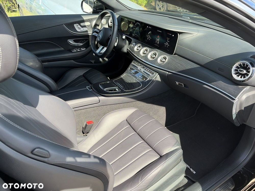 Mercedes-Benz Klasa E - 12