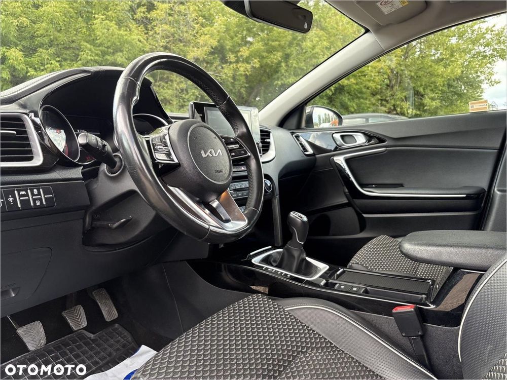 Kia Ceed 1.5 T-GDI L - 13