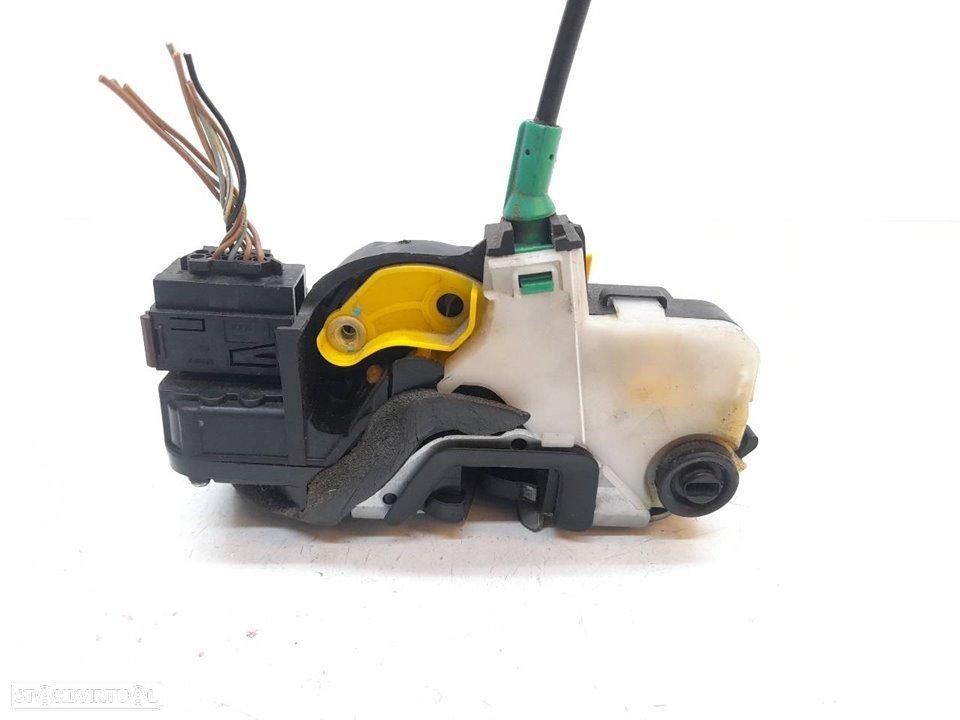 FECHADURA PORTA TRASEIRA ESQUERDA CHEVROLET AVEO BERLINA - 1