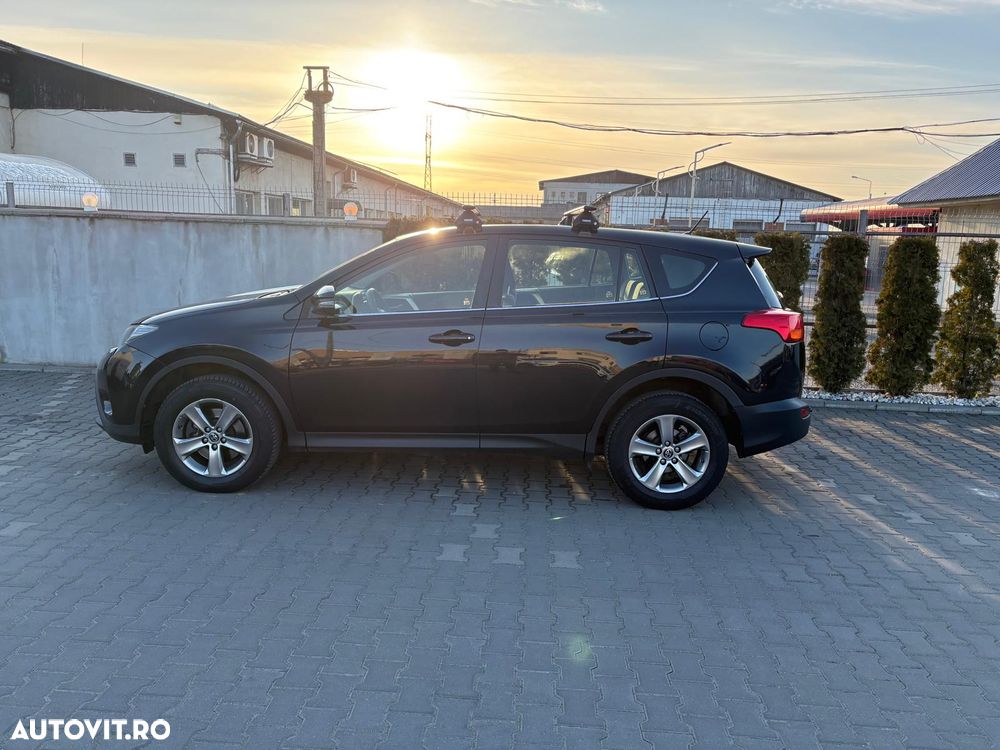Toyota RAV4 2.0 D-4D 2WD Comfort - 1