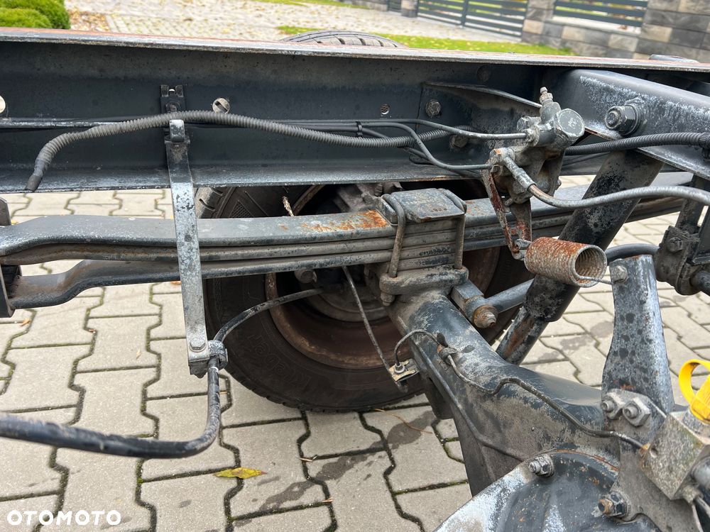 Nissan Atleon 56/35.13 - 9