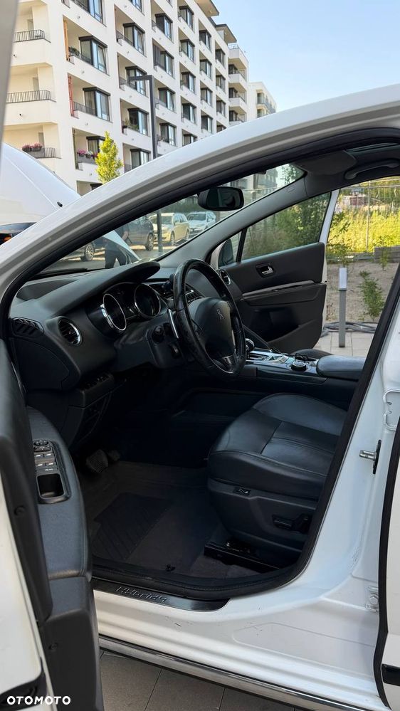 Peugeot 3008 2.0 HDi HYbrid4 - 2