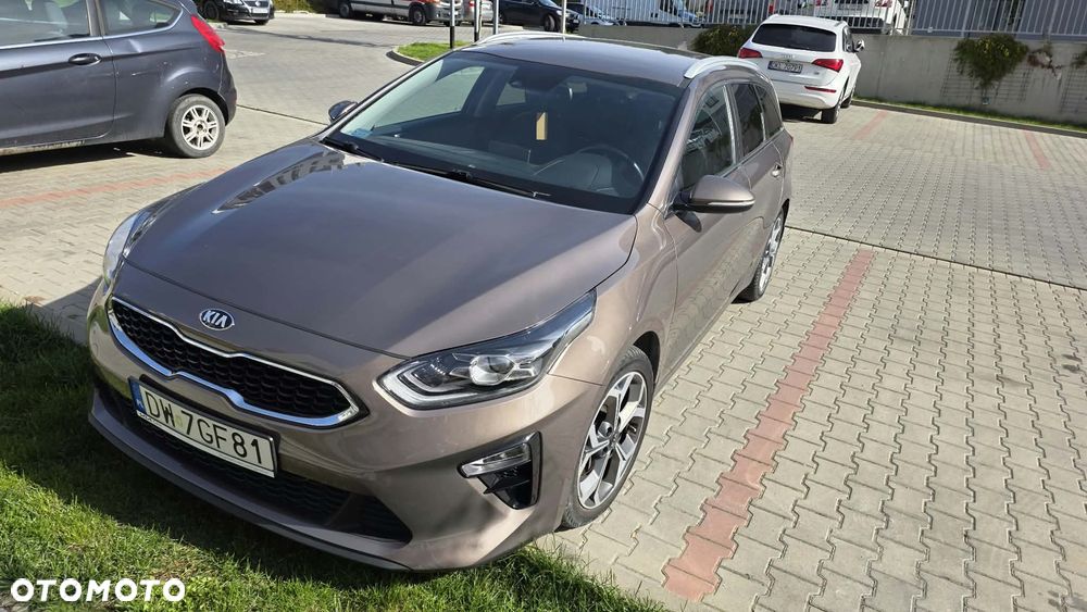 Kia Ceed - 3