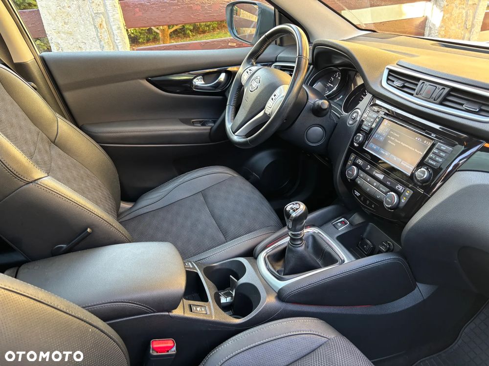 Nissan Qashqai 1.6 DIG-T Tekna - 8