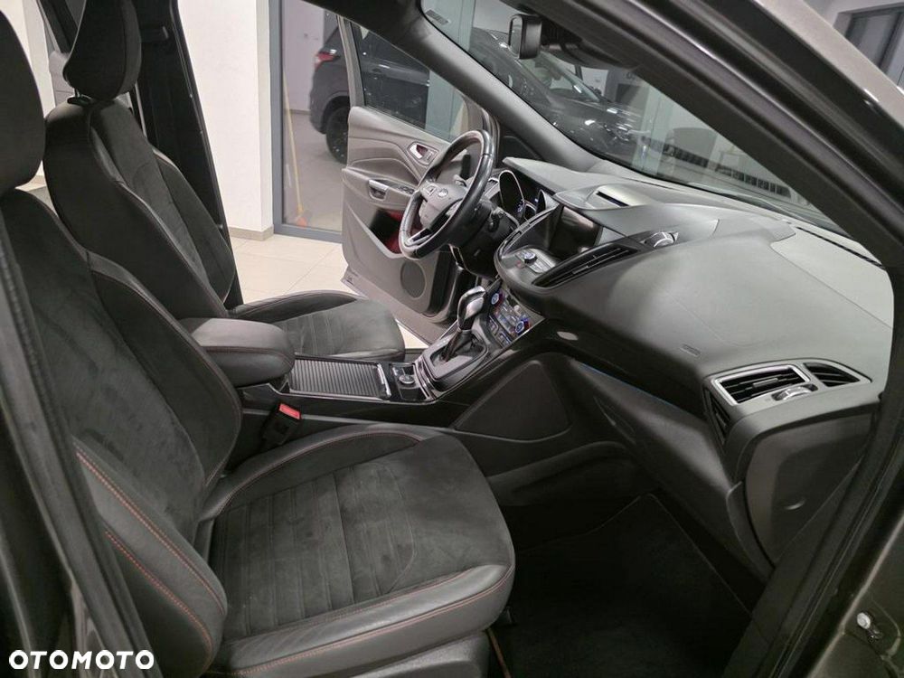 Ford Kuga 2.0 TDCi AWD ST-Line Black - 18
