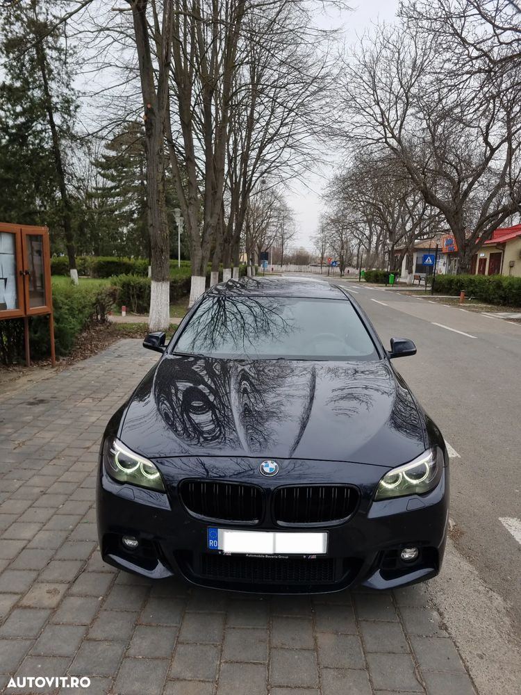 BMW Seria 5 520d xDrive AT - 17