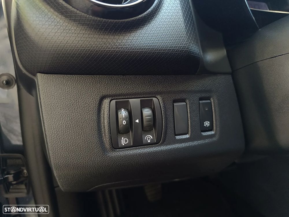 Renault Clio (Energy) TCe 90 Start & Stop LIMITED - 42