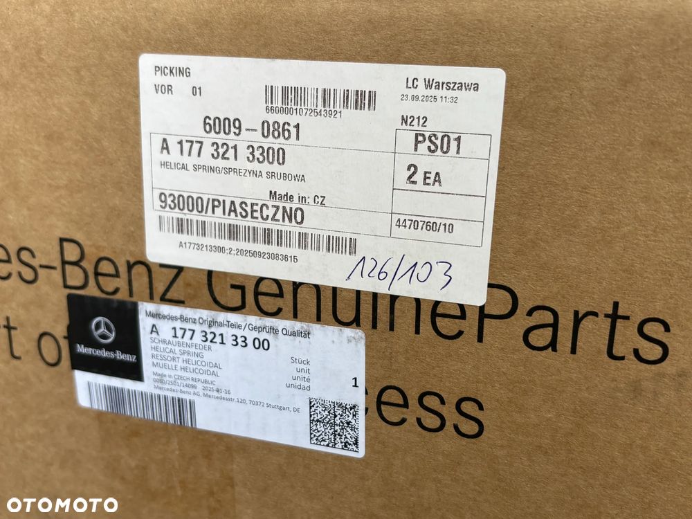 Komplet sprężyn OE Mercedes A45S - 5