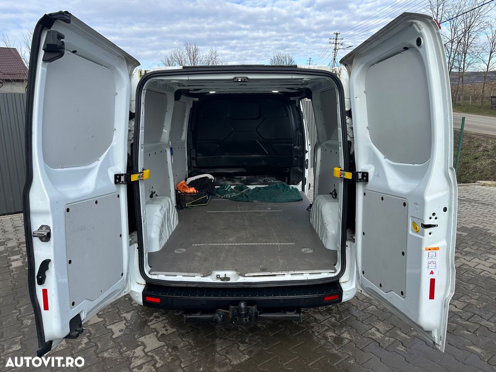 Ford Transit Custom - 9