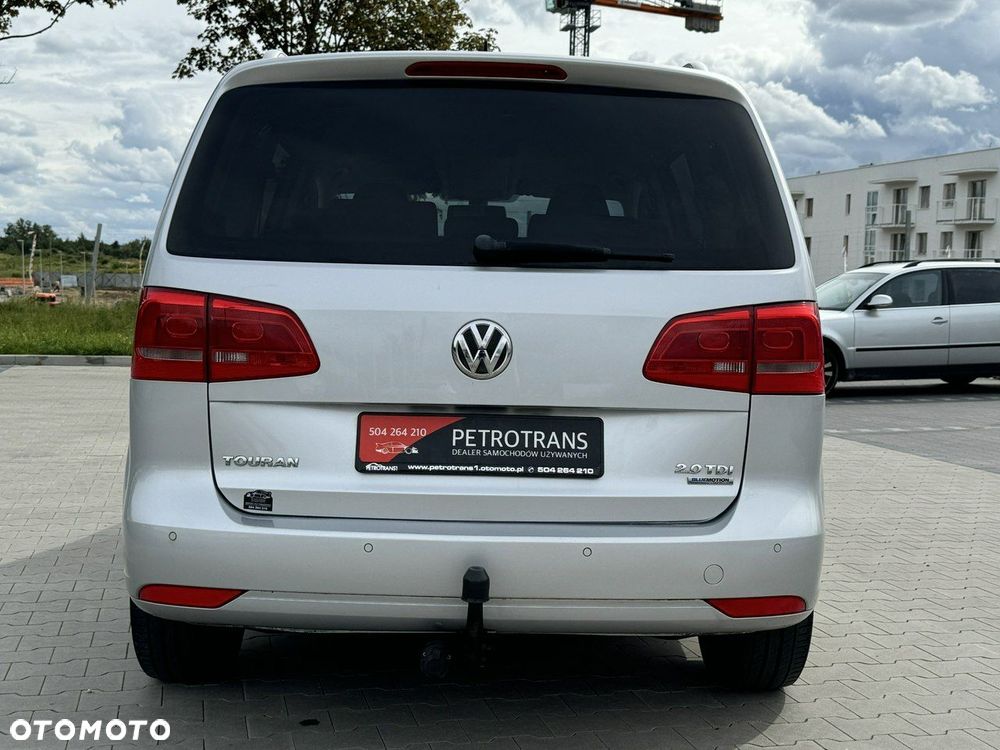 Volkswagen Touran - 9