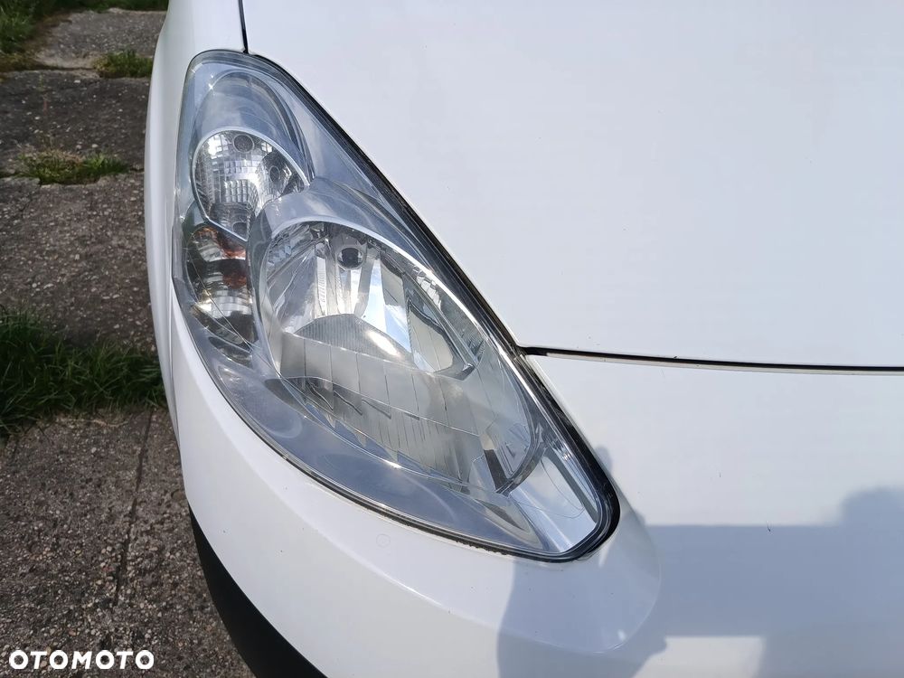 Peugeot Partner 1.6 Hdi 90 kM manual, 2012 rok WEBASTO paka jak NOWA Stan bardzo dobry!! NISKIE SPALANIE- BEZWYPADKOWY! - 16