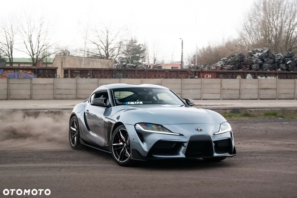 Toyota Supra - 8