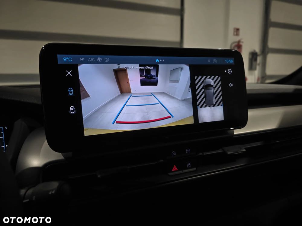 Jeep Avenger 54kWh Summit - 13