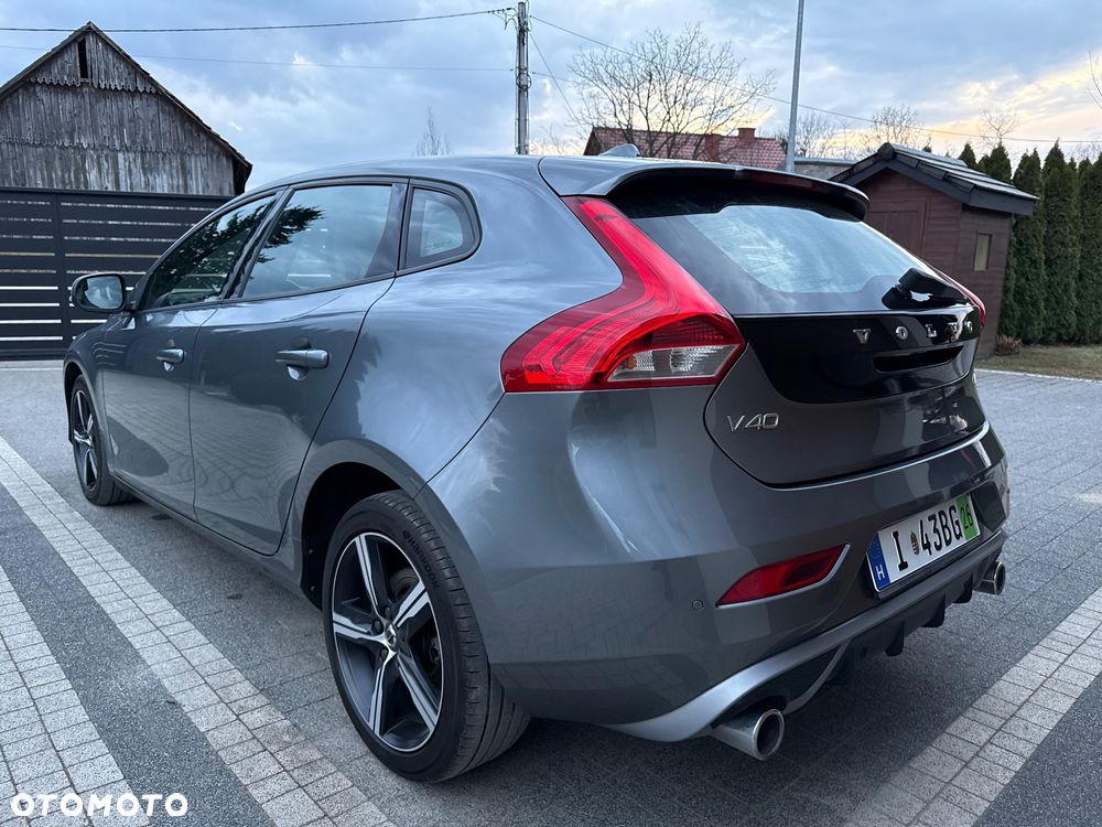 Volvo V40 D3 Geartronic RDesign - 15