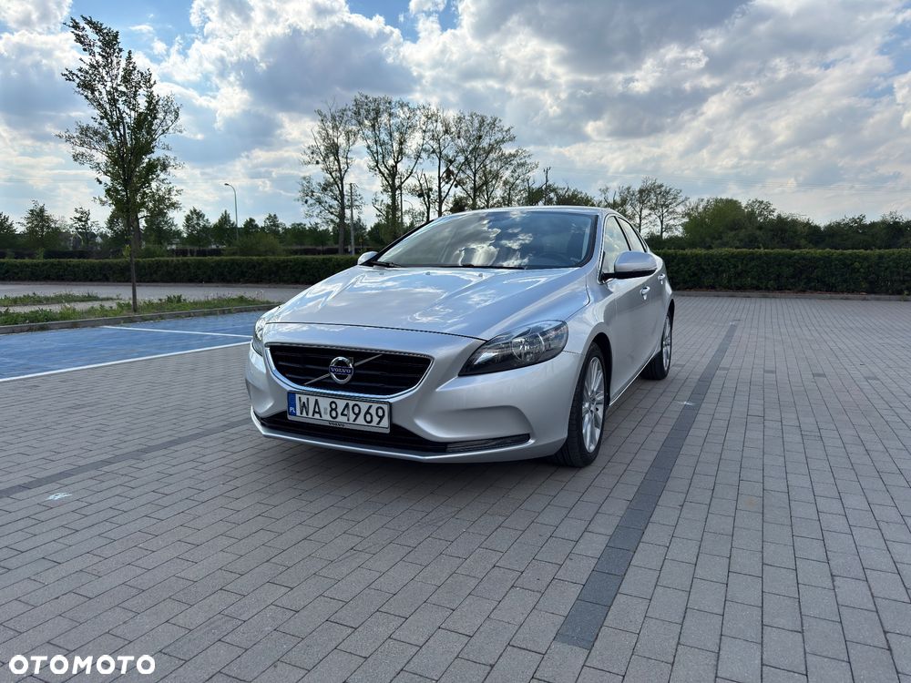 Volvo V40 D2 Powershift Summum - 2