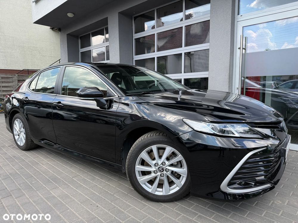 Toyota Camry 2.5 Hybrid Comfort CVT - 1