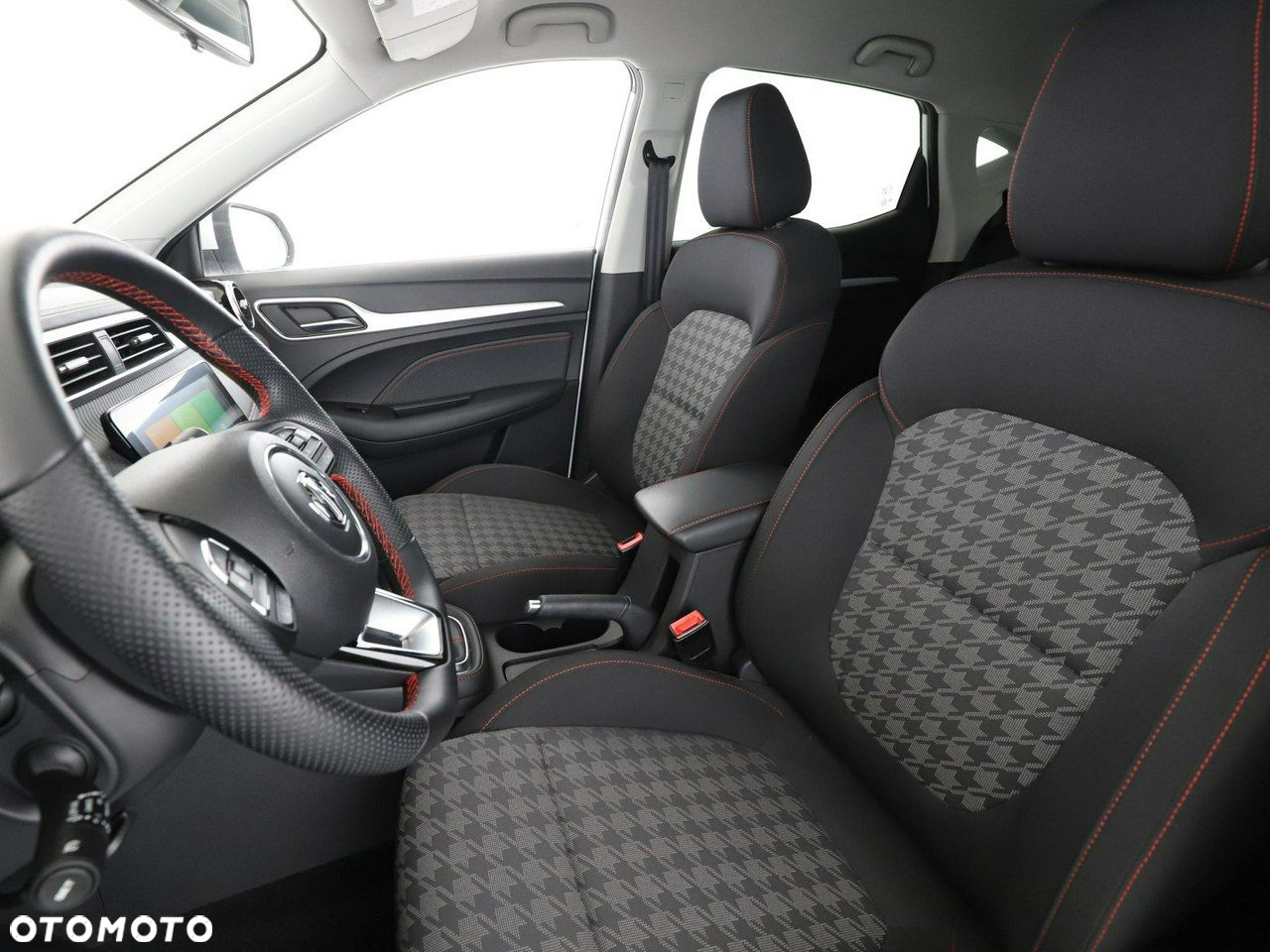 MG ZS ICE 1.5 VTI-tech Comfort - 13