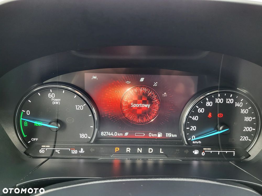 Ford Kuga 2.5 Duratec PHEV TITANIUM X - 32