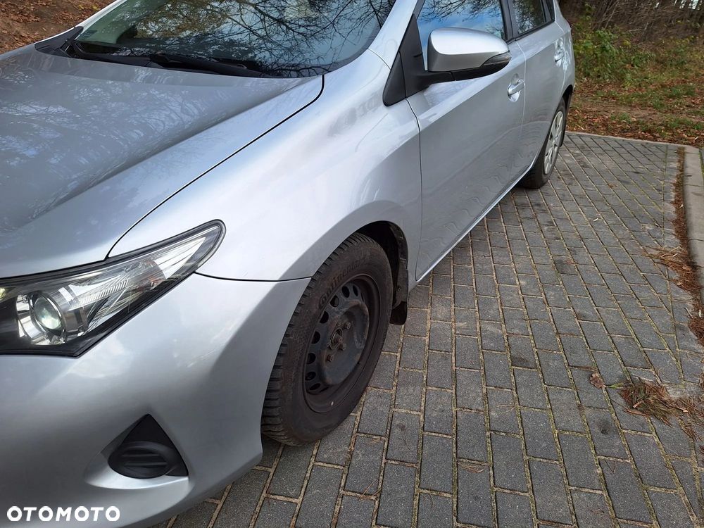 Toyota Auris 1.4 D-4D Comfort - 16