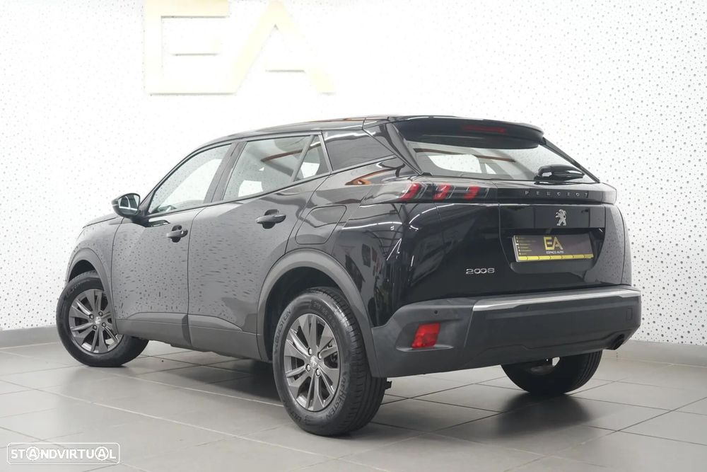 Peugeot 2008 1.2 PureTech Allure - 4
