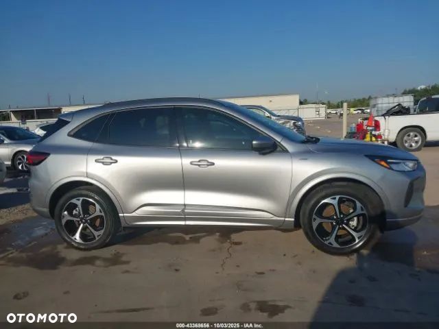 Ford Escape - 8
