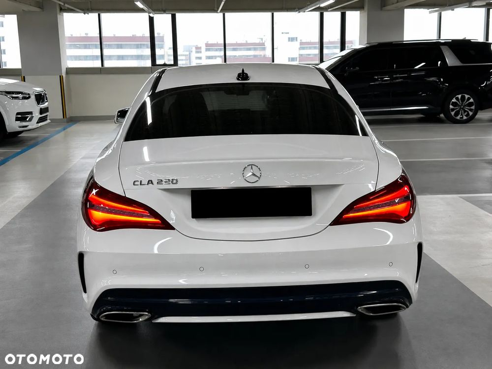 Mercedes-Benz CLA - 9