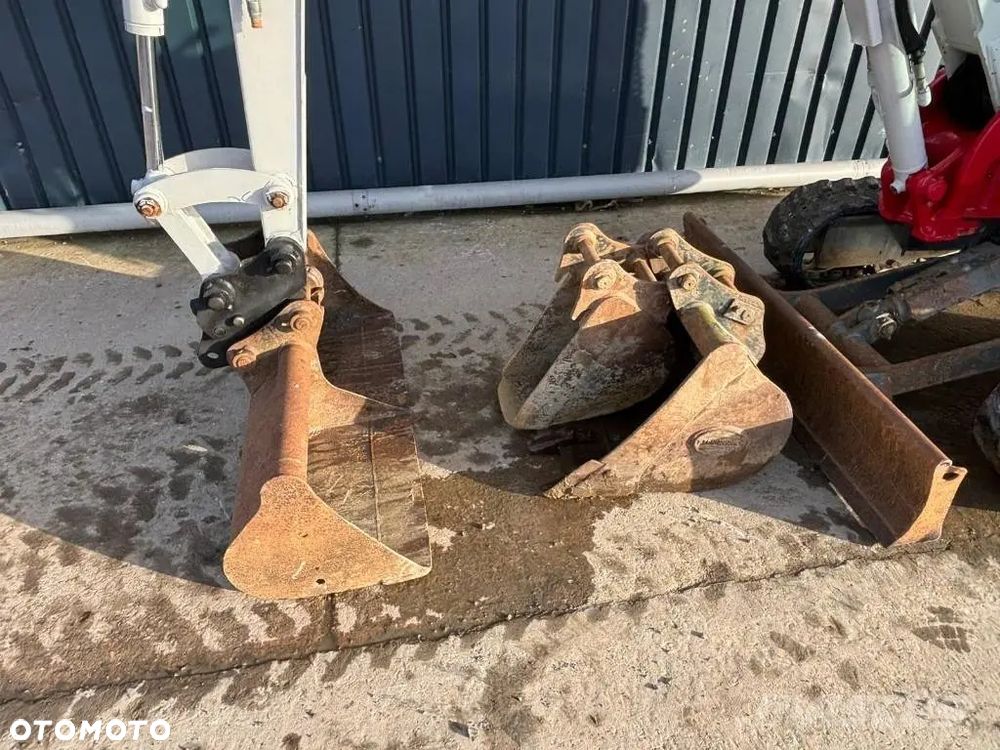 Takeuchi TB23 R - 14