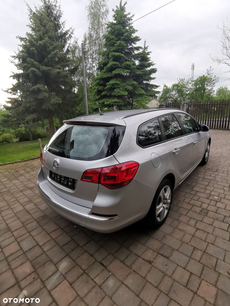 Opel Astra 1.4 Turbo Exklusiv - 12