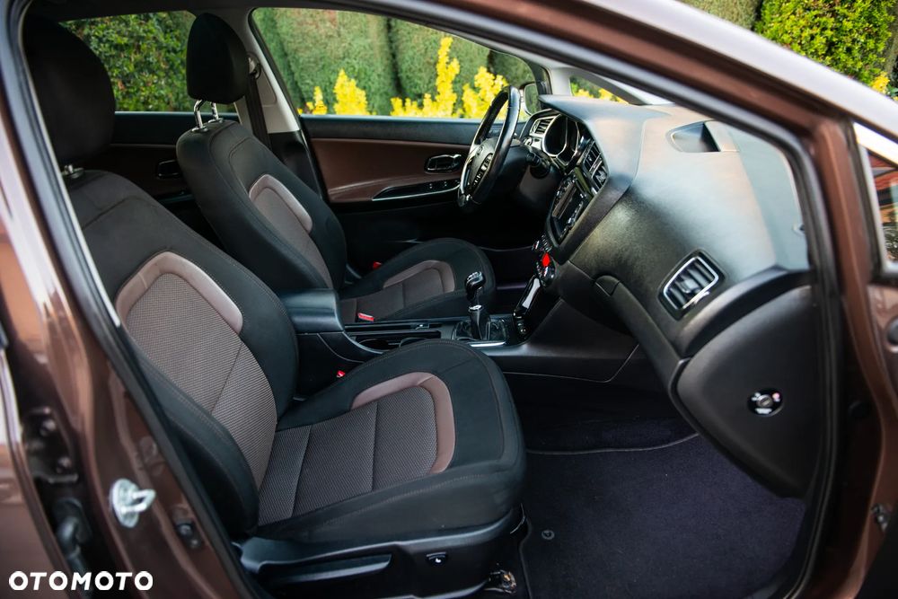 Kia Ceed 1.6 GDI ISG Platinum Edition - 27