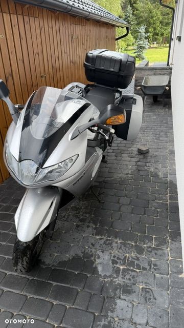 Triumph Sprint - 6