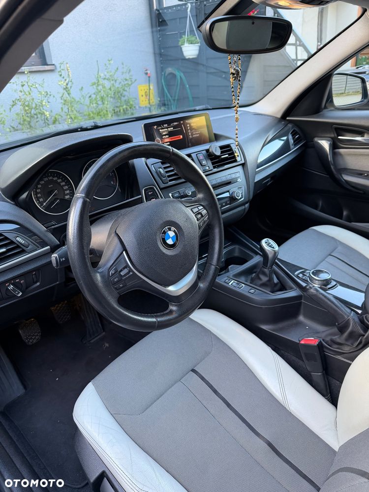 BMW Seria 1 120d xDrive Urban Line - 13