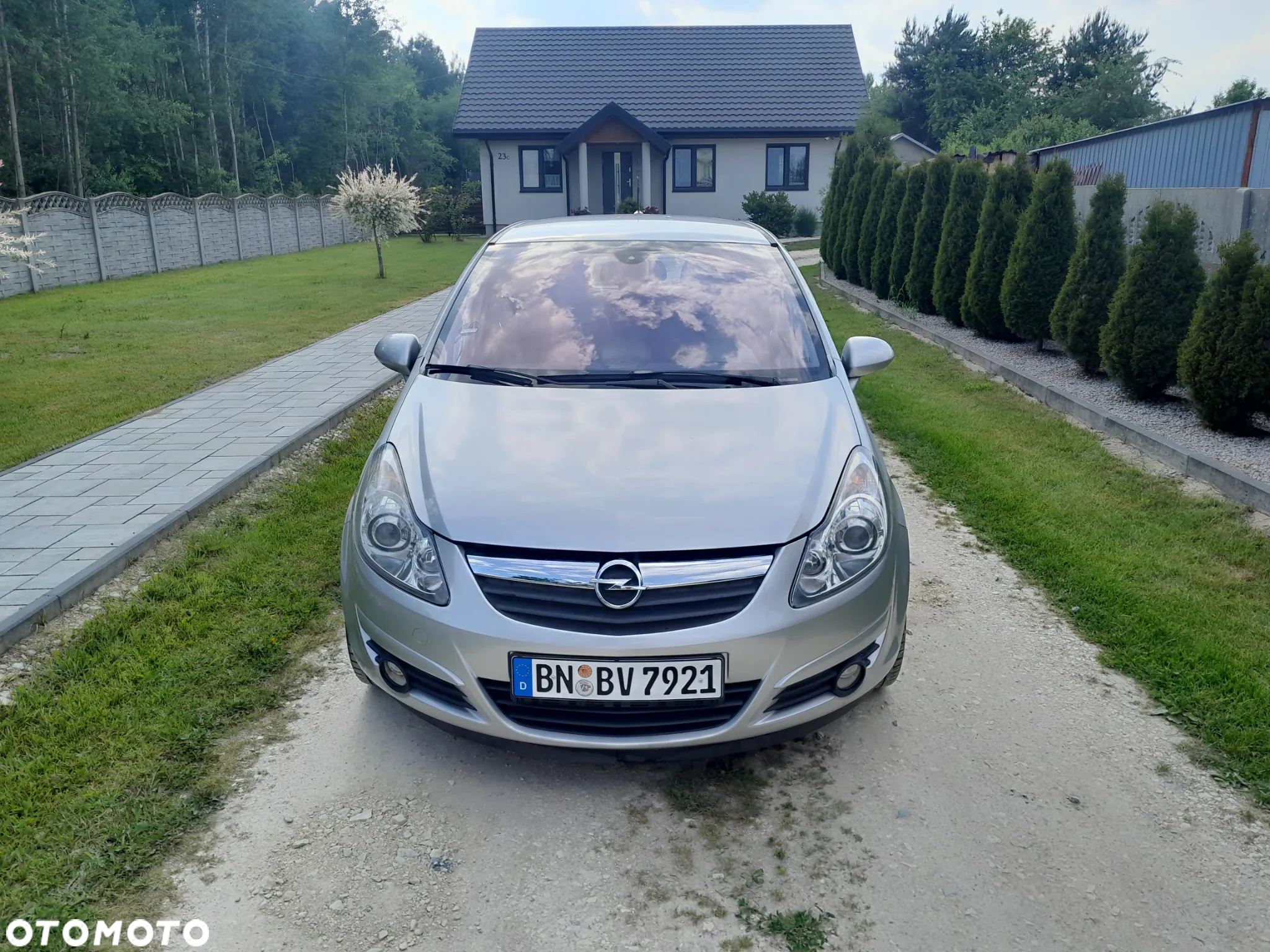 Opel Corsa - 2