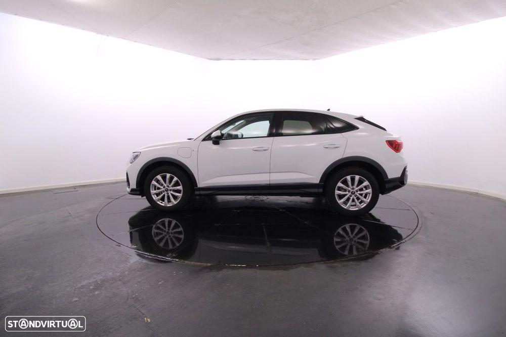 Audi Q3 Sportback 45 TFSIe S line S tronic - 3