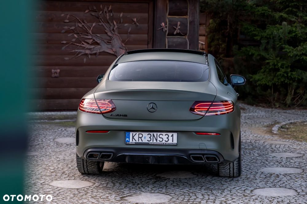 Mercedes-Benz Klasa C AMG 43 4Matic 9G-TRONIC - 19