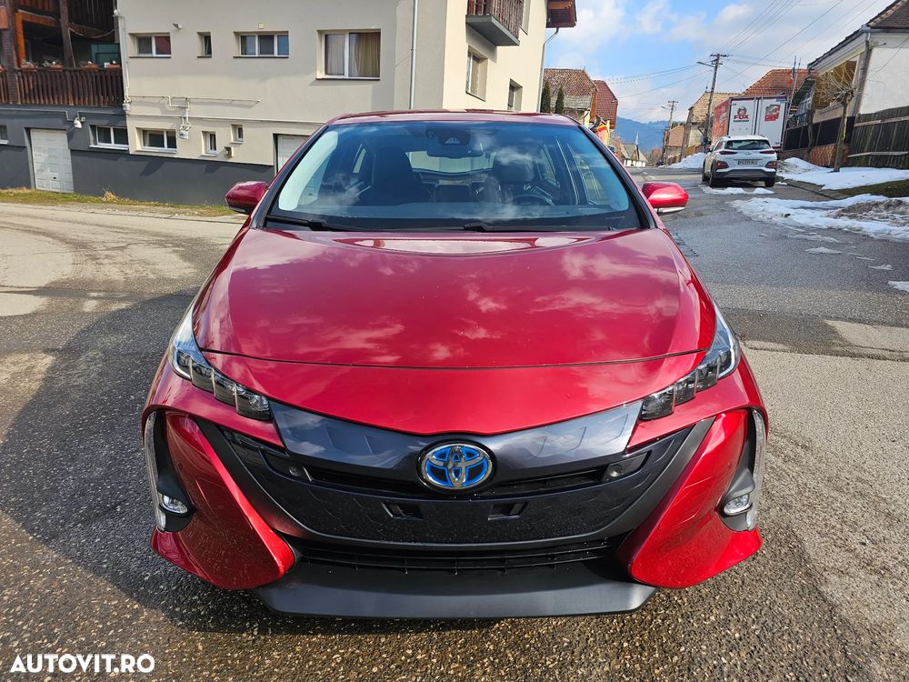 Toyota Prius (Hybrid) Life - 30