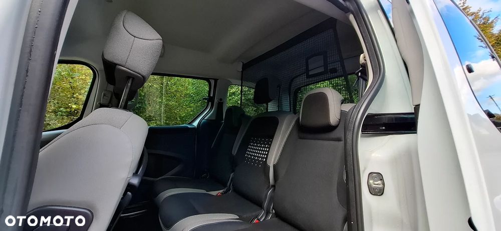 Citroën Berlingo Multispace BlueHDi 120 S&S SHINE - 23