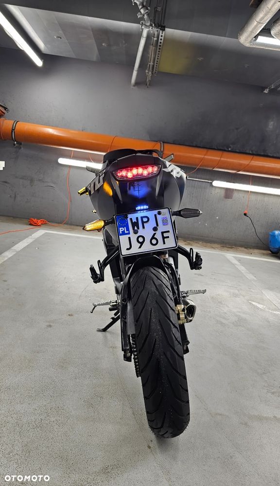 Yamaha YZF - 11
