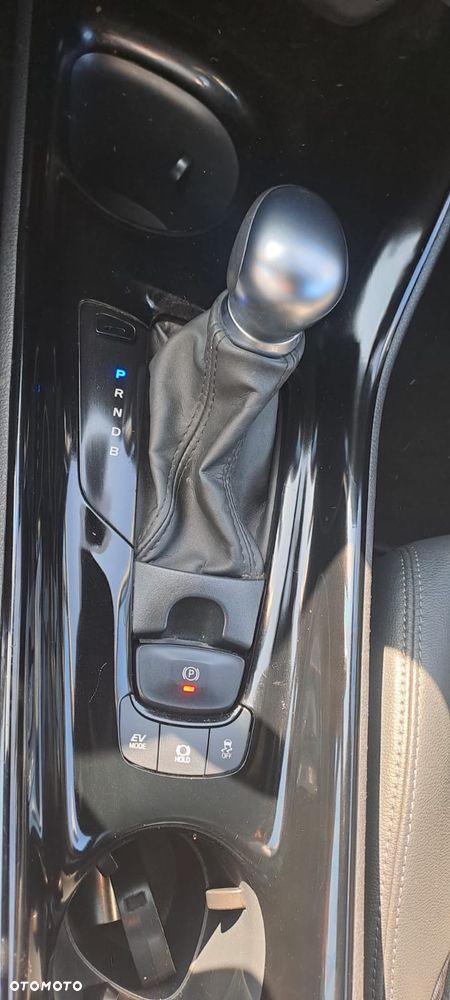 Toyota C-HR Business-Edition - 23