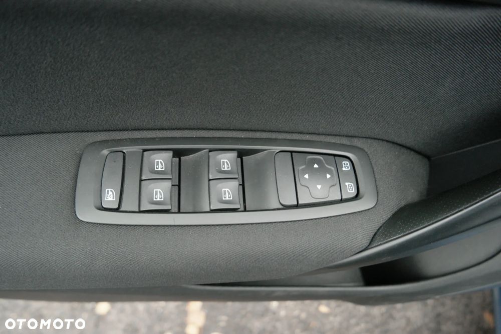 Renault Megane 1.2 Energy TCe Limited 2018 - 23