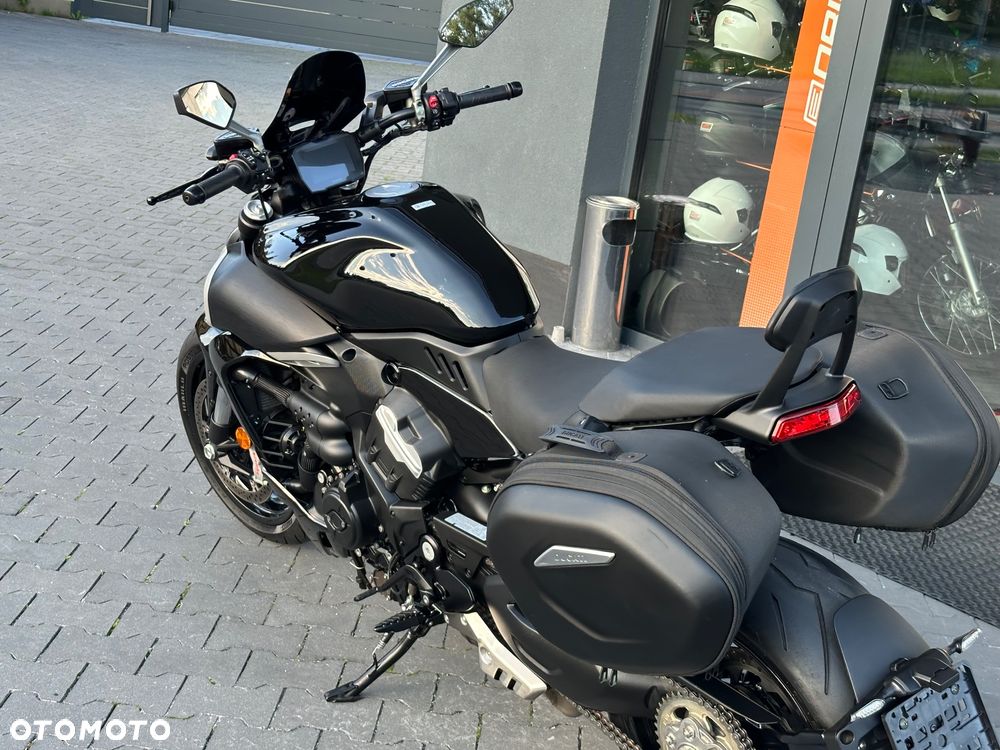 Ducati Diavel - 29