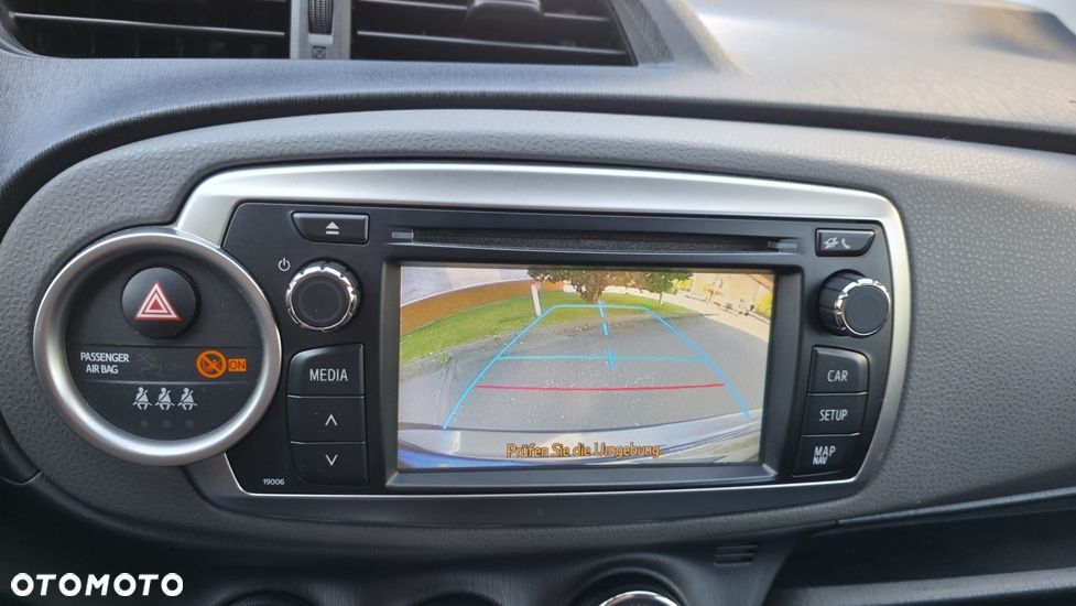 Toyota Yaris 1.33 Premium - 13