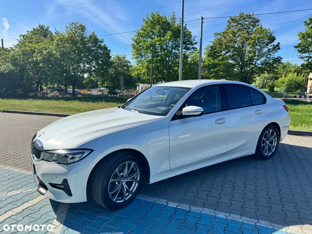BMW Seria 3 318i Sport Line - 9