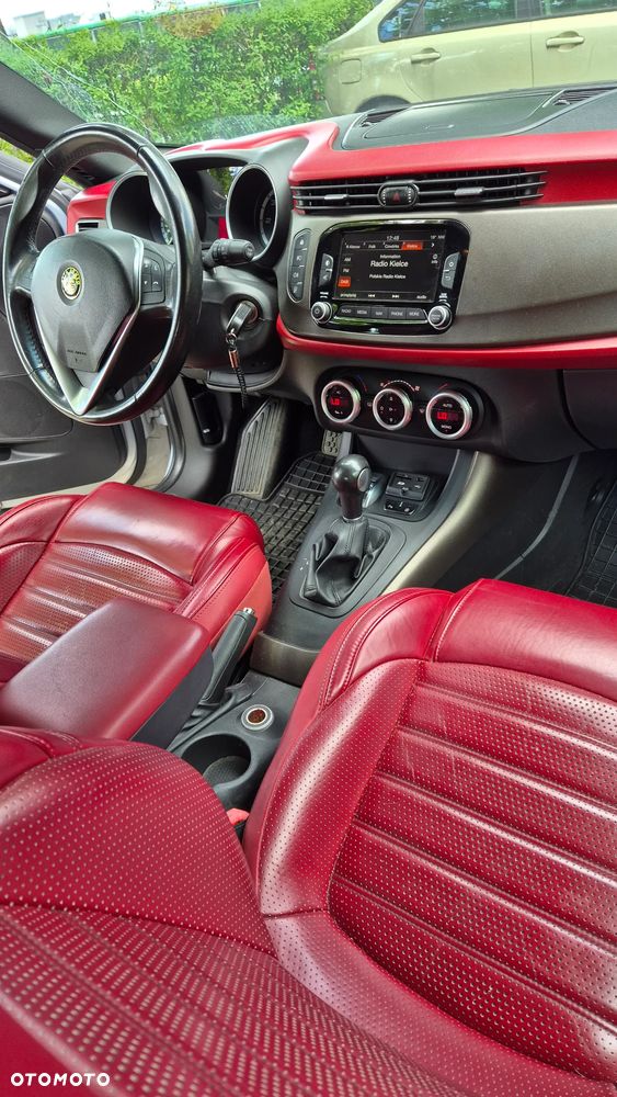 Alfa Romeo Giulietta 2.0 JTDM Exclusive TCT - 10