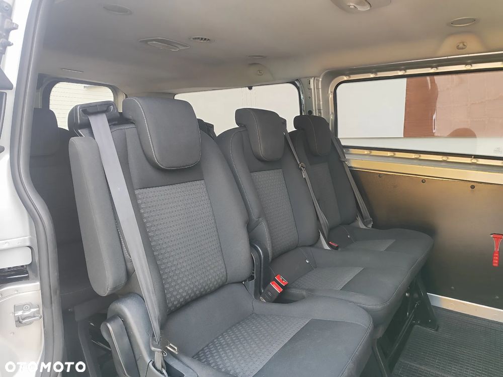Ford Transit Custom 310 L2H1 Limited - 19