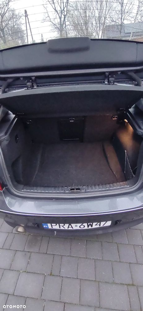 BMW Seria 1 120i - 4