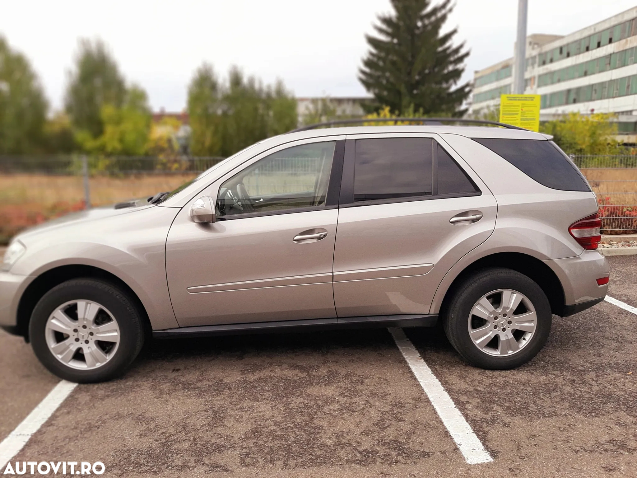 Mercedes-Benz ML - 12
