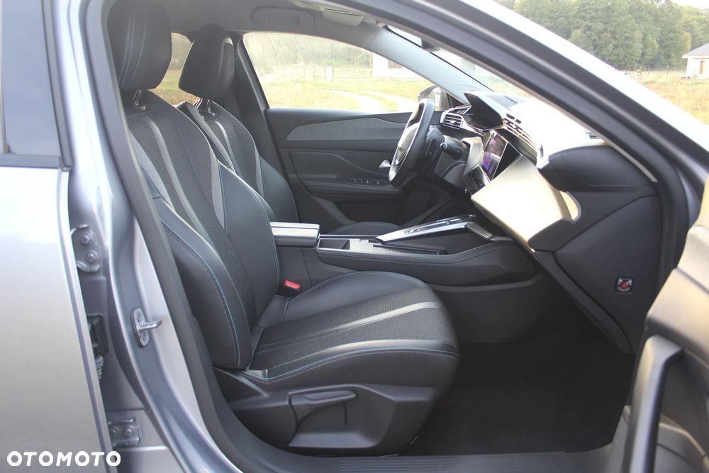 Peugeot 308 BlueHDi 130 Allure Pack - 24