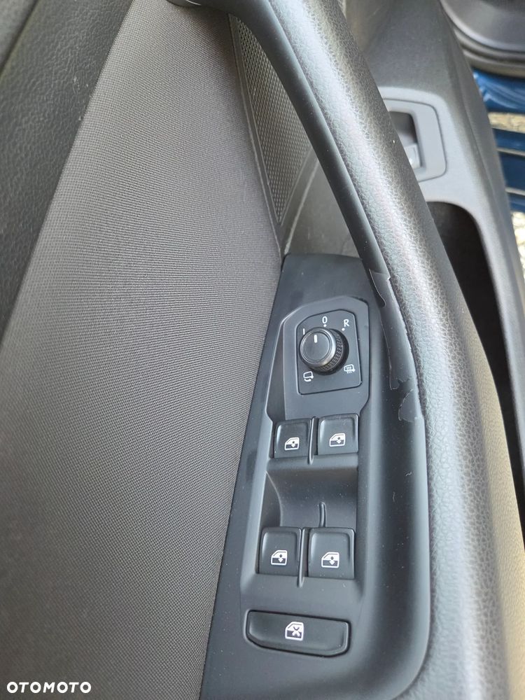 Volkswagen Passat 2.0 TDI EVO Business DSG - 32