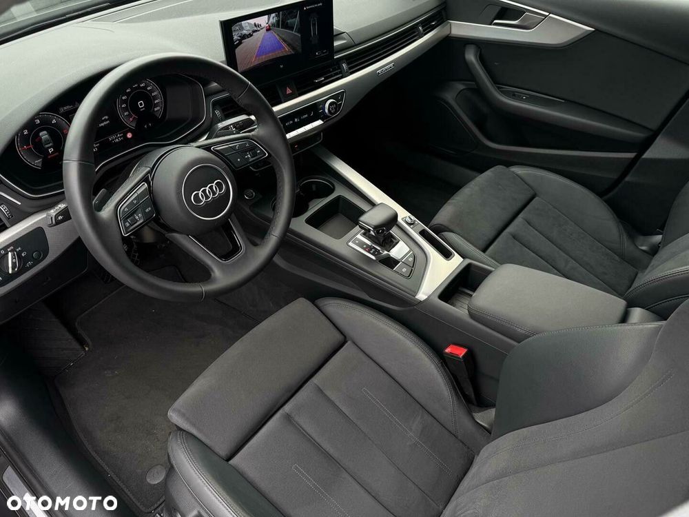 Audi A4 Limousine - 9