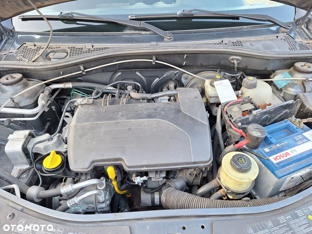 Dacia Sandero 1.2 16V Laureate - 12